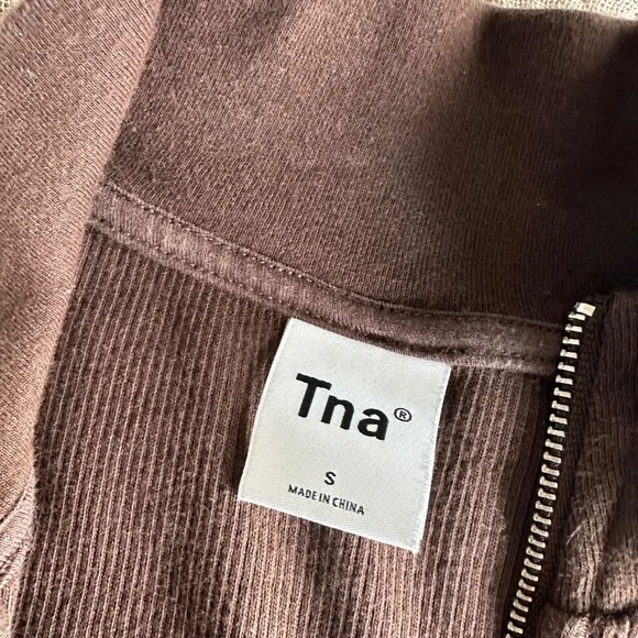 TNA Ribbed Half Zip Top - Picture 2 of 3